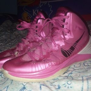 Nike Hyperdunks 2013 Breast Cancer Awareness